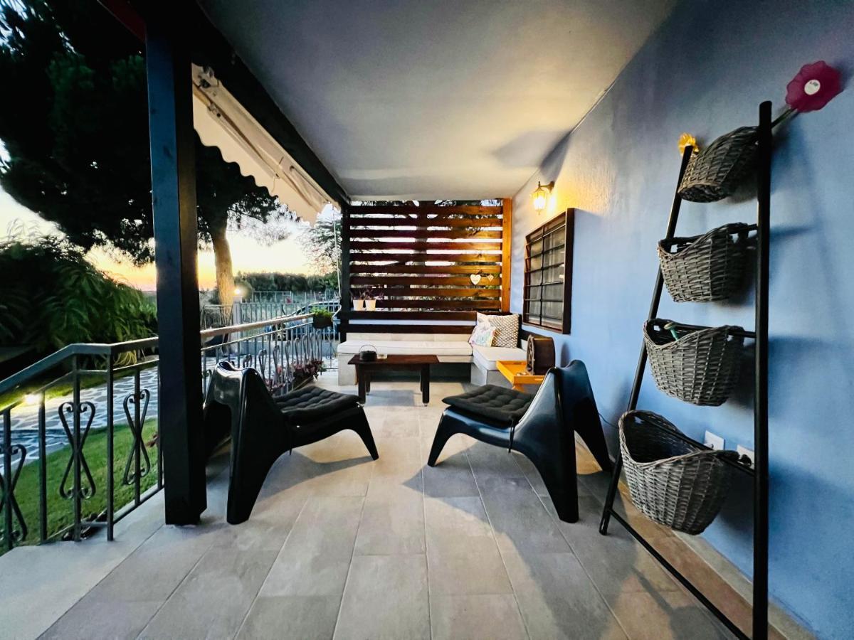 Anastasias Cottage Nea Iraklia Bagian luar foto